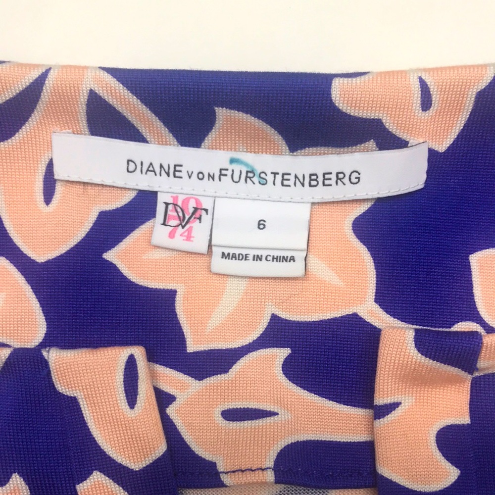 Diane Von Furstenburg knit dress, size 6, EUC - Picture 8 of 11